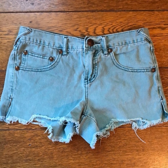 Free People Cutoff Denim Shorts - Picture 1 of 3